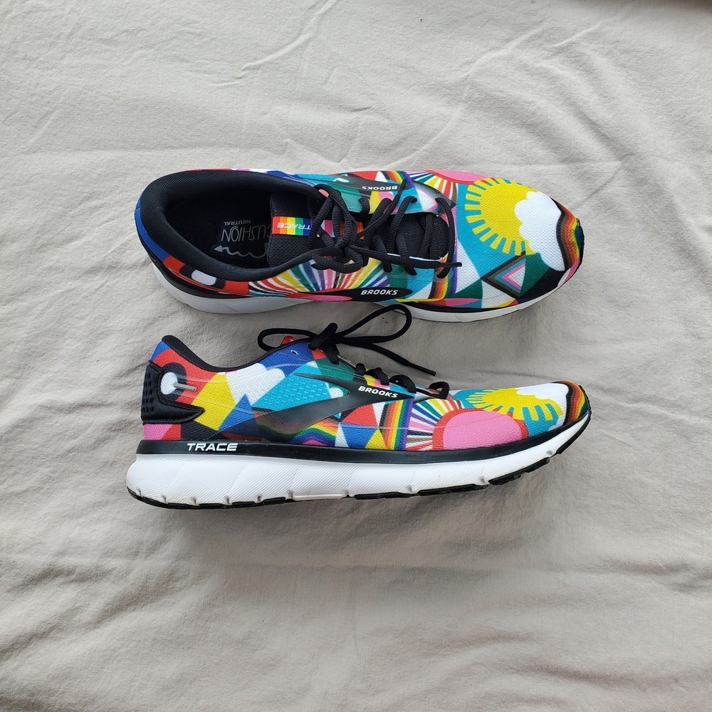 Brooks X Lisa Congdon Shoes Mens 12 Geometric Quirky Rainbow Artsy Pride LGBTQ - Picture 4 of 11